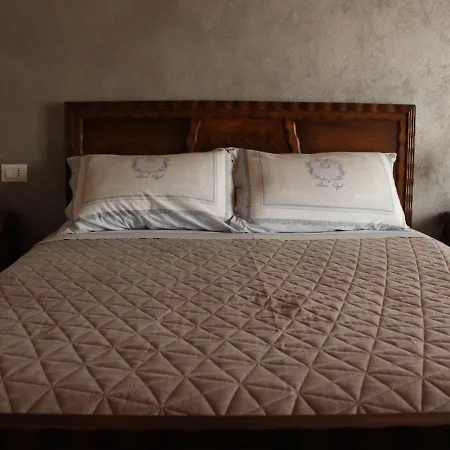 Bed & Breakfast Ca D'pinin 3*