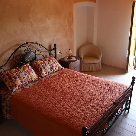 Ca D'pinin Bed & Breakfast 3*