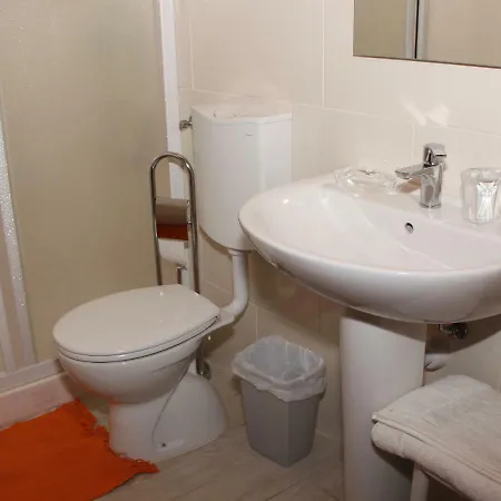 Bed & Breakfast Ca D'pinin 3*