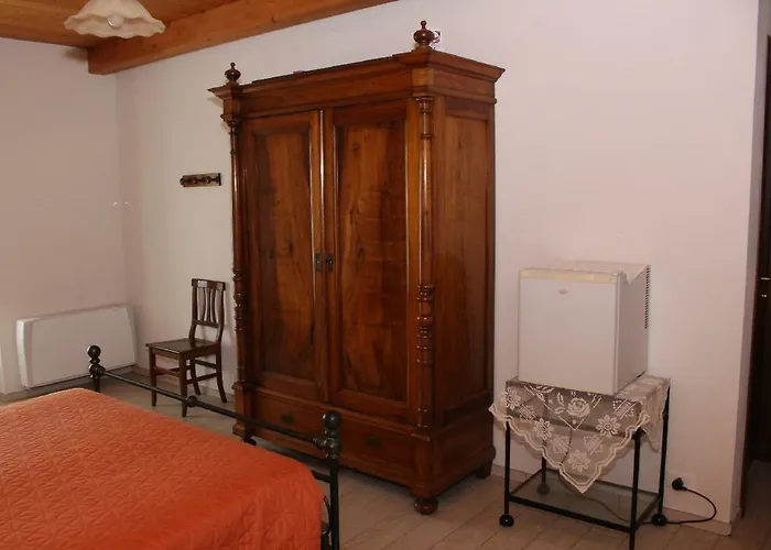 Ca D'pinin Bed and breakfast